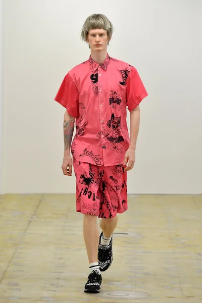 Look 44